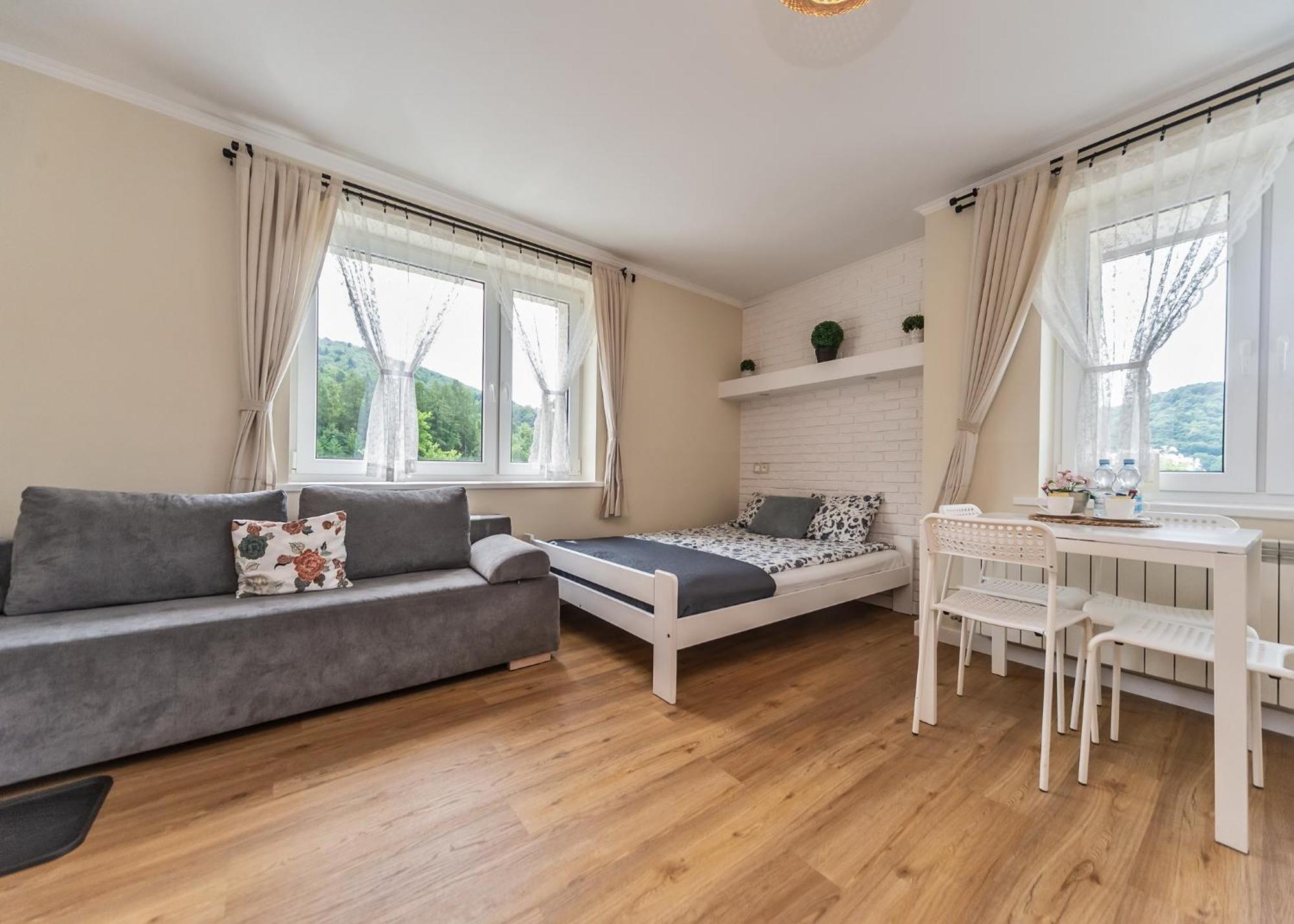 Willa Aleksandra - Apartamenty Międzybrodzie Żywieckie Kültér fotó
