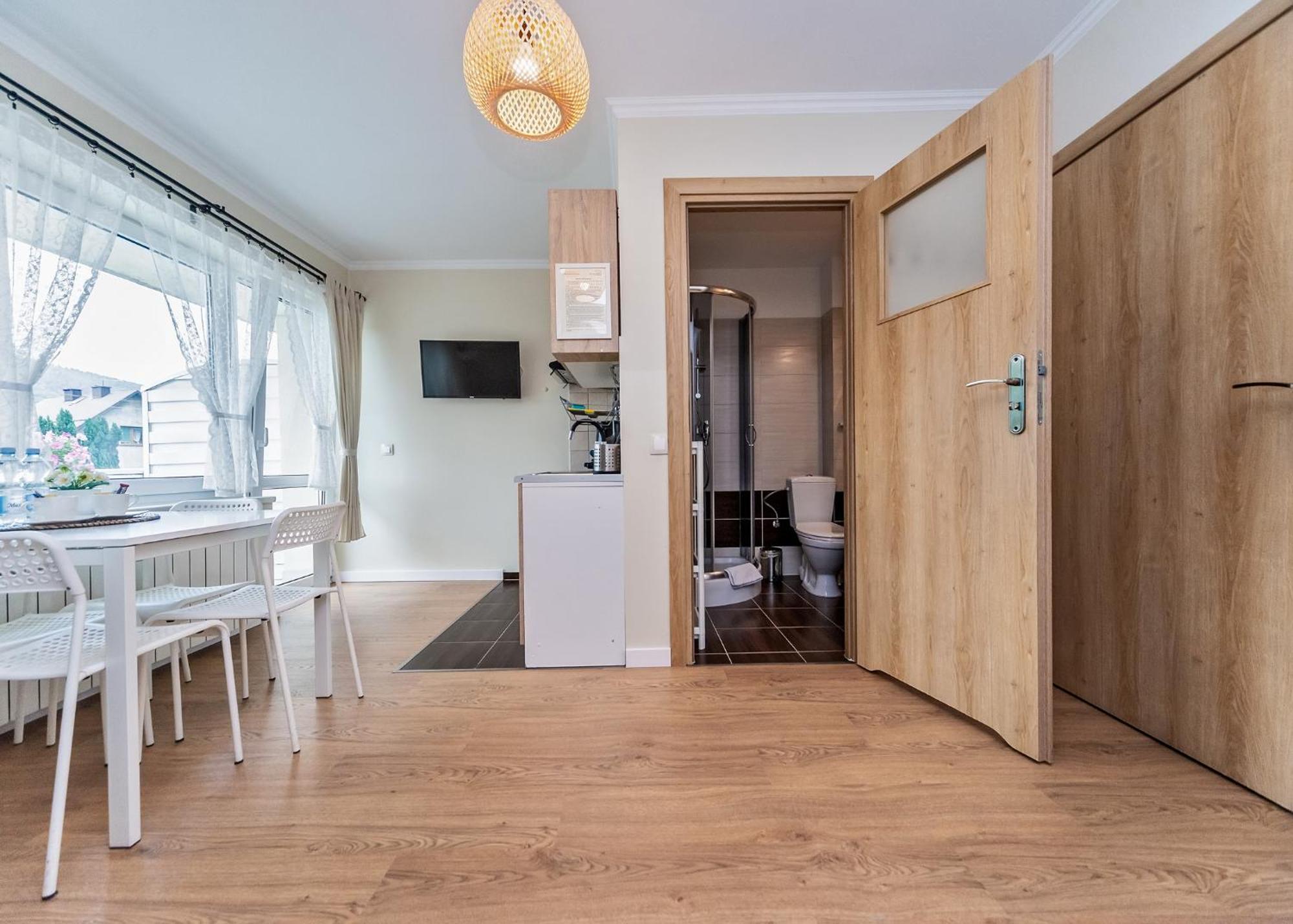 Willa Aleksandra - Apartamenty Międzybrodzie Żywieckie Kültér fotó