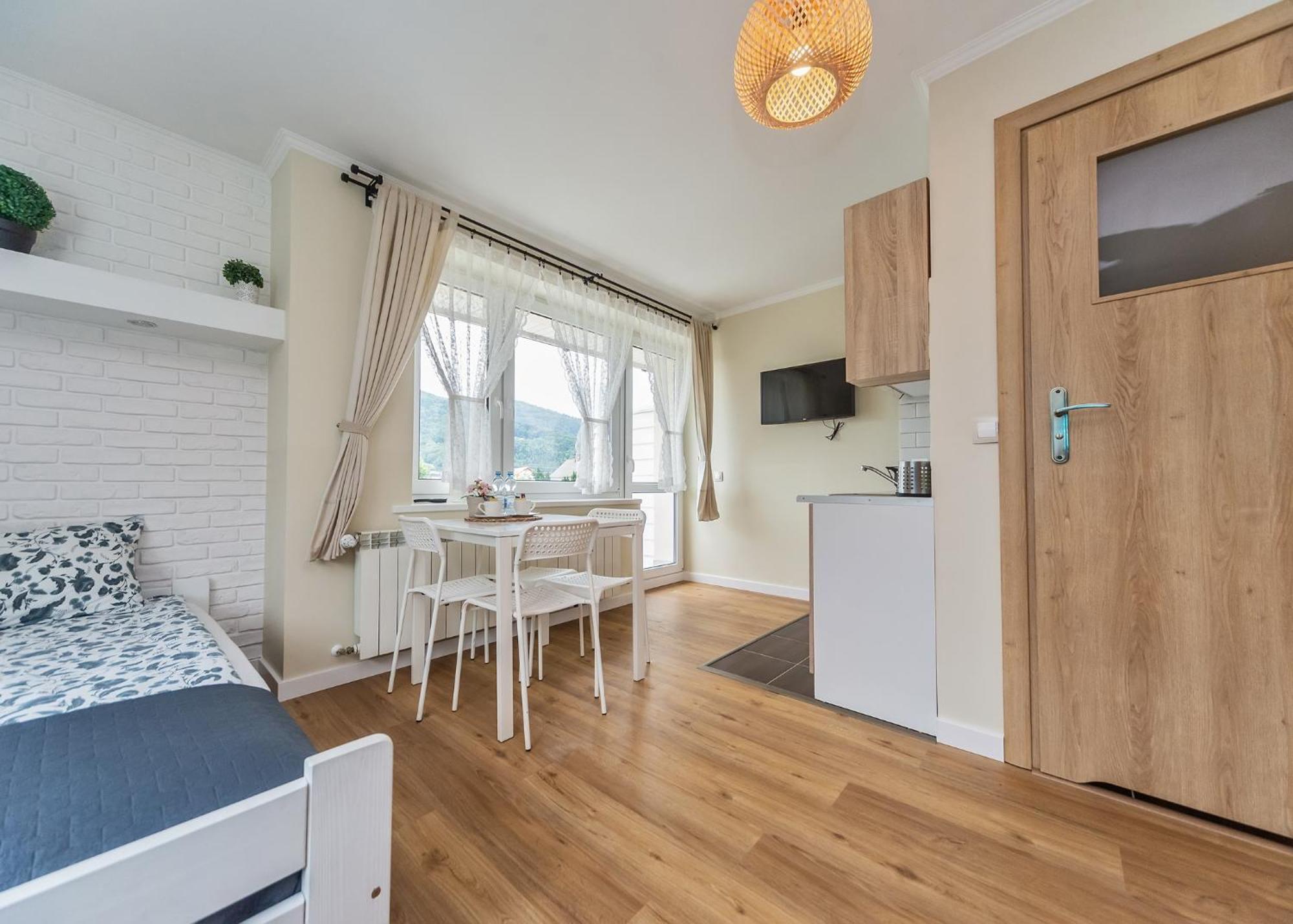 Willa Aleksandra - Apartamenty Międzybrodzie Żywieckie Kültér fotó